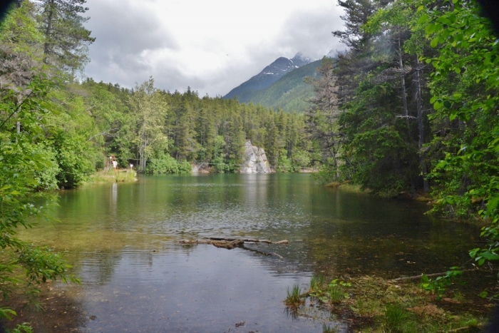 Lower Dewey Lake Trail